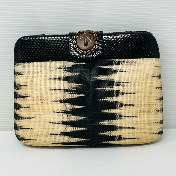 PYTHON STRAW CLUTCH SHOULDER BAG***$1450 - Picture 1 of 6